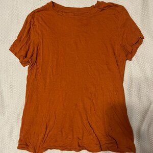 Orange short sleeve Tee XS - A new day